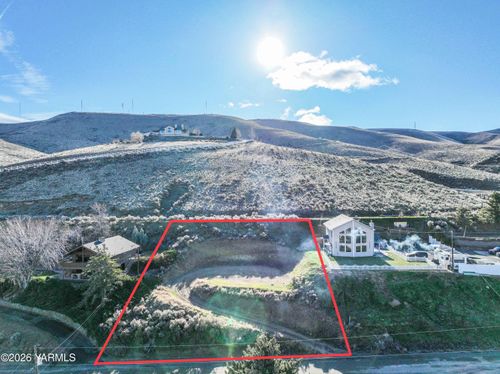 604 Hillside Dr, Yakima, WA, 98903-9514 | Card Image