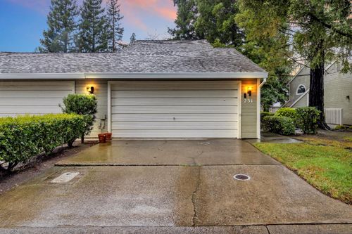 2-231 Live Oak Cir, Roseville, CA, 95678-6804 | Card Image