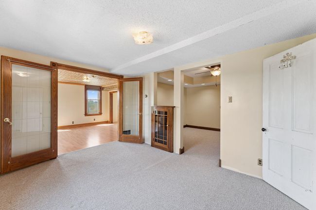 Upper level room | Image 16