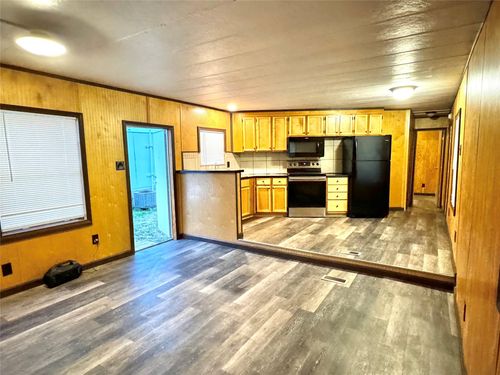 trlr-3-1718 W Dumble St, Alvin, TX, 77511-2600 | Card Image