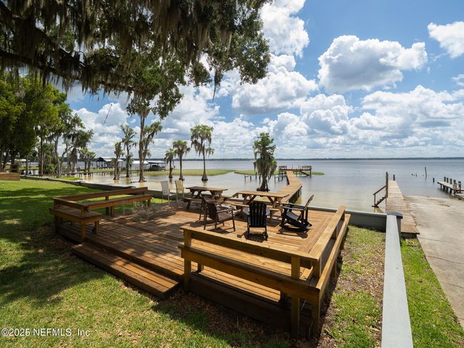 21126 Ne 101 St Avenue, Townhouse with 2 bedrooms, 3 bathrooms and null parking in MELROSE FL | Image 25
