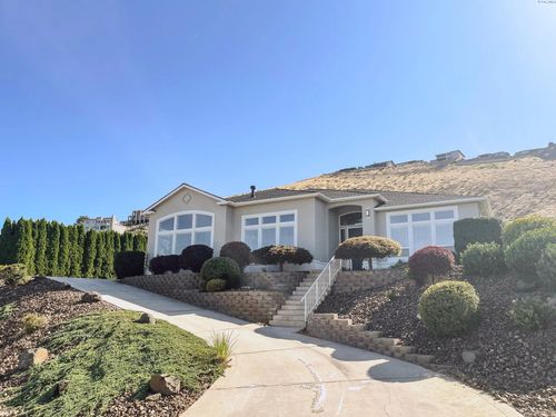 231 Meadow Ridge Loop, Richland, WA, 99352-8631 | Card Image