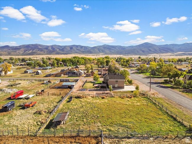 7 200, House other with 6 bedrooms, 4 bathrooms and 3 parking in Scipio UT | Image 40