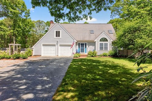 12 Sarah Lawrence Rd, Sandwich, MA, 02563-2774 | Card Image