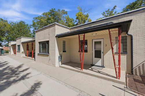 853 S 900 E, Salt Lake City, UT, 84102-3625 | Card Image