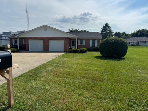 112 Erin Ct, Hillsboro, OH, 45133-8782 | Card Image