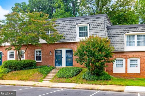 136-8204 Tory Rd, SPRINGFIELD, VA, 22152-1165 | Card Image