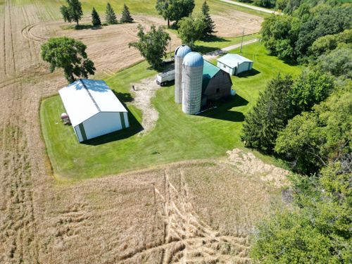 5959 Johnson Rd Ne, Nelson, MN, 56355-8125 | Card Image