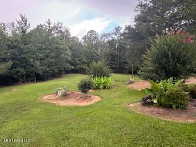 Grounds photo 3 | Image 60