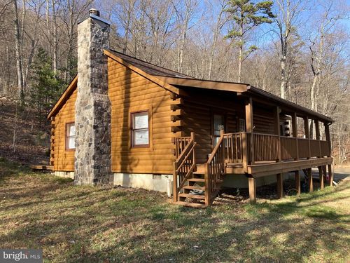 158 Green Mountain Ln, Fort Valley, VA, 22652-2464 | Card Image