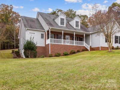 170 Stoneybrook Way, House other with 4 bedrooms, 3 bathrooms and null parking in Tryon NC | Image 1