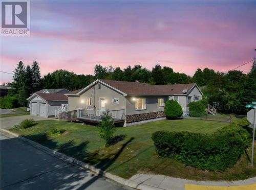 94 O'Donaghue Dr, Garson, ON, P3L1E1 | Card Image