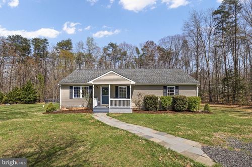 8343 Wilderness Woods Ln, RHOADESVILLE, VA, 22542-8616 | Card Image