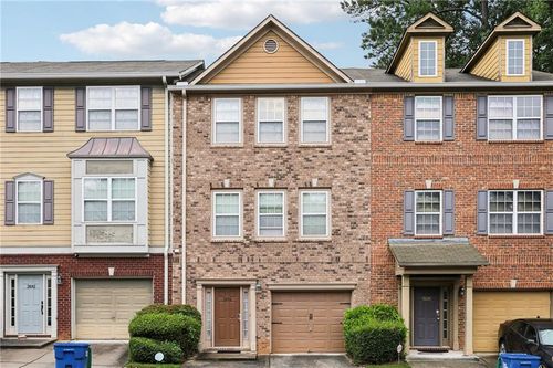 3694 Utoy Dr Sw, Atlanta, GA, 30331-8617 | Card Image