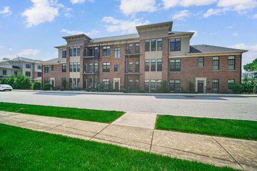 unit-106-207 Academy St, Valparaiso, IN, 46383-0092 | Card Image