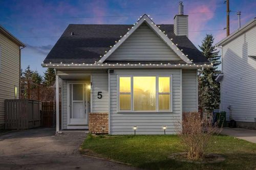 5 Shawglen Crt Sw, Calgary, AB, T2Y2R1 | Card Image