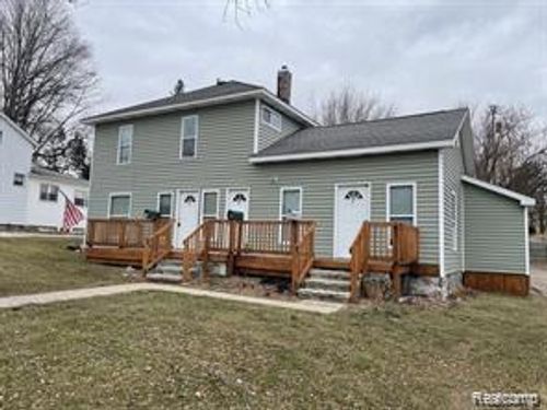 320 Higgins St, Howell, MI, 48843-1835 | Card Image