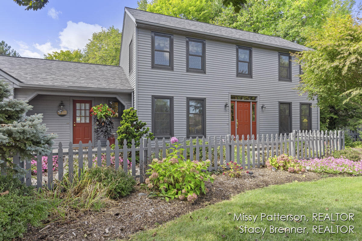 Parkside Ct, Jenison, MI 49428