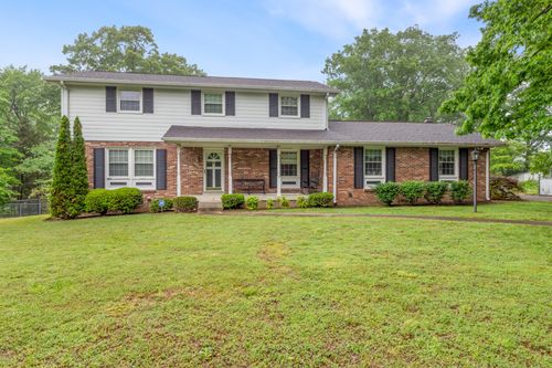 103 Forrest Hills Dr, Dickson, TN, 37055-1519 | Card Image