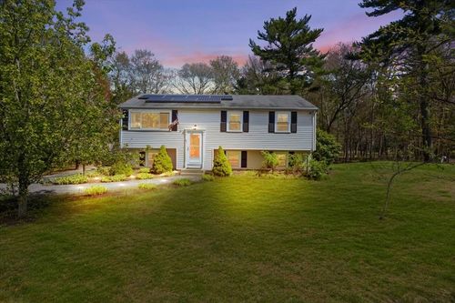 67 Fosdick Rd, Carver, MA, 02330-1319 | Card Image