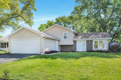 193 Grant Dr, Bolingbrook, IL, 60440-2337 | Card Image