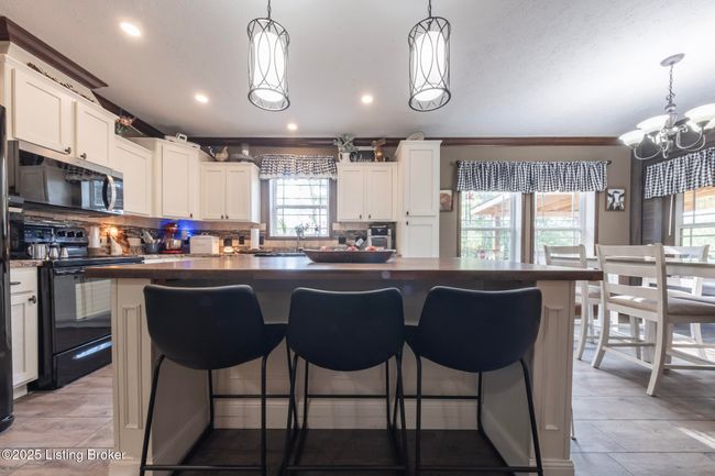 110 Barr Simmons Ln, House other with 3 bedrooms, 2 bathrooms and null parking in Mc Daniels KY | Image 19