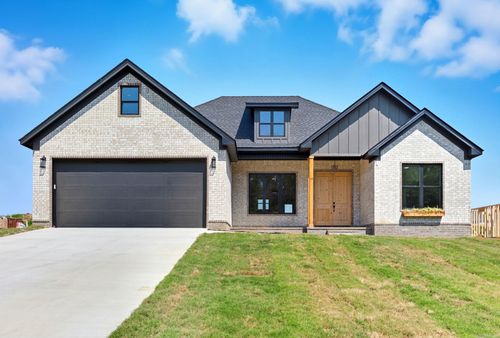 207 Michelle Dr, Beebe, AR, 72012-8025 | Card Image