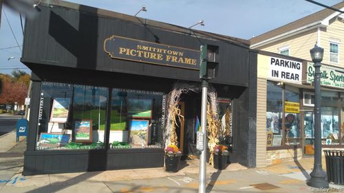 117 E Main St, Smithtown, NY, 11787-2808 | Card Image