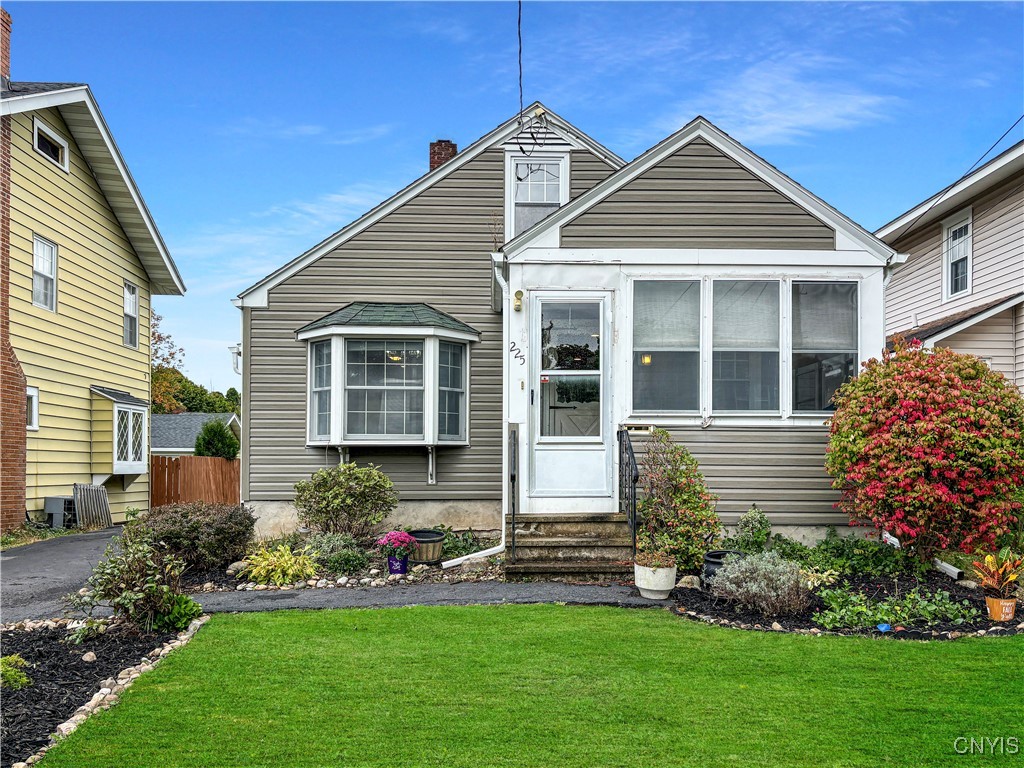 Draper Ave, Syracuse, NY 13219