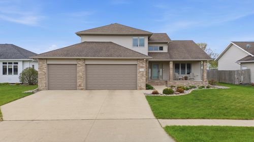 1731 6th Street E, West Fargo, ND, 58078 | Card Image