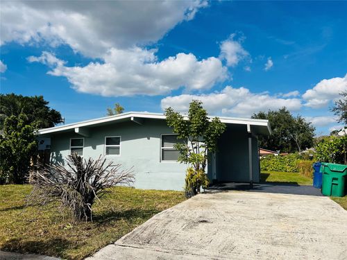 3041 Nw 66th St, Miami, FL, 33147-7653 | Card Image