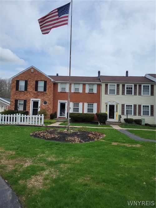 34 The Cmn, Lockport, NY, 14094-4002 | Card Image