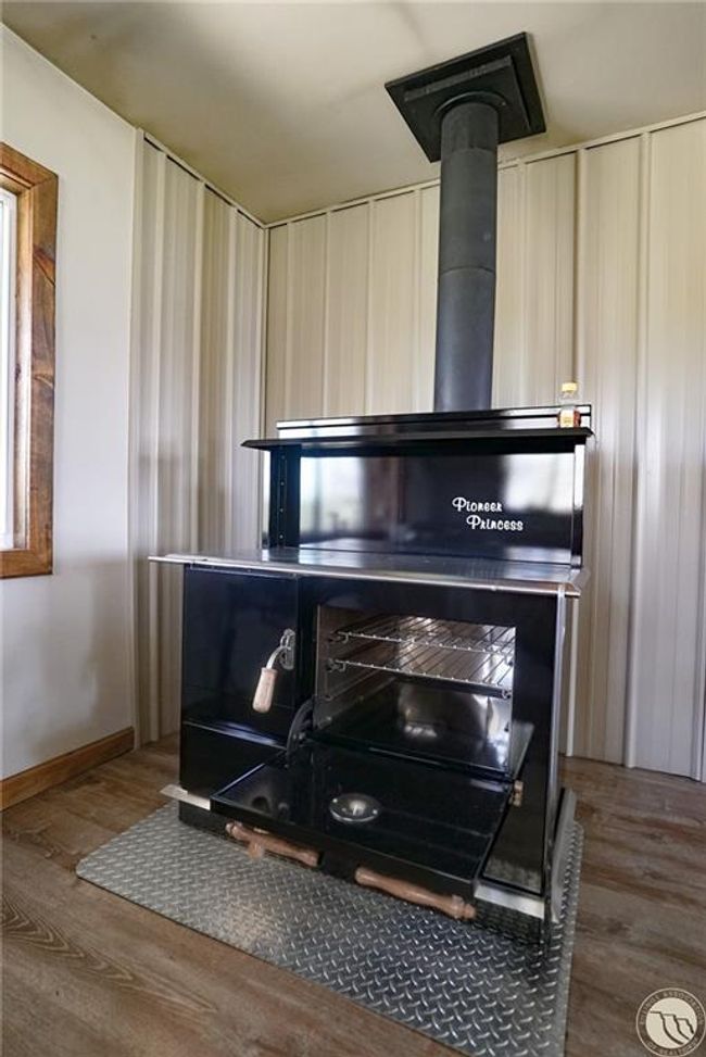Propane stove | Image 10