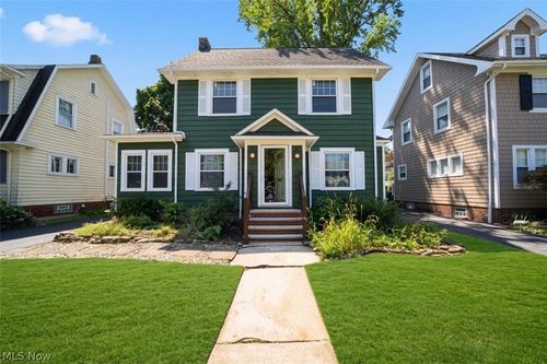 3000 Yorkshire Rd, Cleveland Heights, OH, 44118-2428 | Card Image