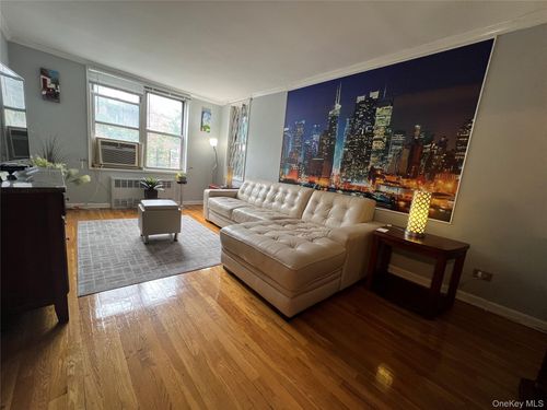 4n-1425 Thieriot Avenue, New York, NY, 10460 | Card Image