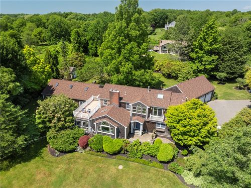 297 Black Point Ln, Portsmouth, RI, 02871-5203 | Card Image