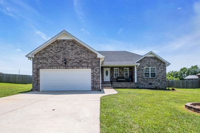 Welcome to 224 Middle Dayle Dr. | Image 1