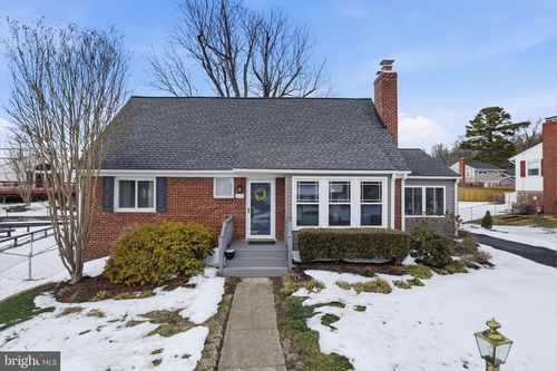 610 N Owen St, ALEXANDRIA, VA, 22304-2252 | Card Image