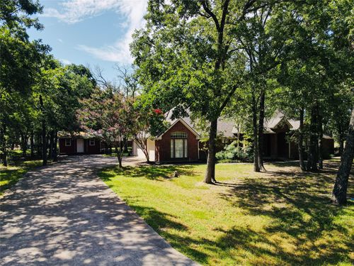 4000 Willow Brook Cir, Terrell, TX, 75160-6646 | Card Image