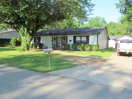 401 Wilkerson St, Winnsboro, TX, 75494-3139 | Card Image