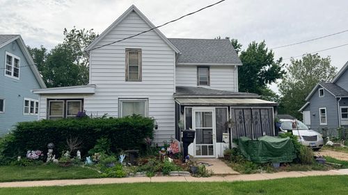 4 S Mulberry Ave, MOUNT MORRIS, IL, 61054-1364 | Card Image