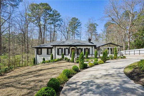 3085 Juhan Rd, Stone Mountain, GA, 30087-4101 | Card Image