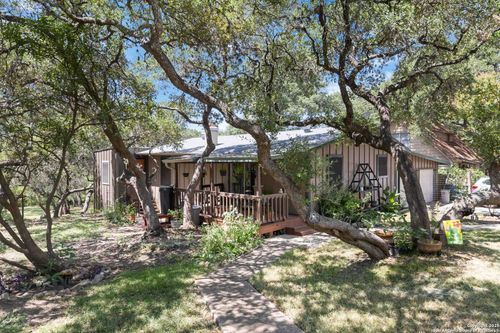 1588 Westview Court Dr, Canyon Lake, TX, 78133-6391 | Card Image