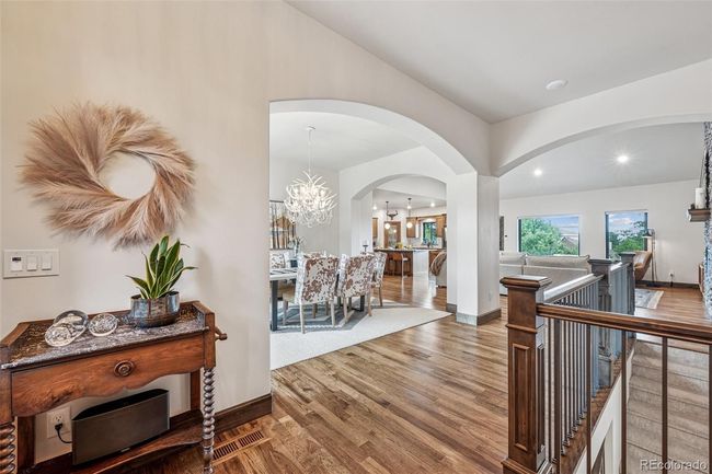 Entry - 10Ft ceilings throughout | Image 4