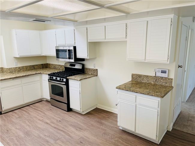 25020 Jutland Dr, House other with 3 bedrooms, 3 bathrooms and 2 parking in Hemet CA | Image 20