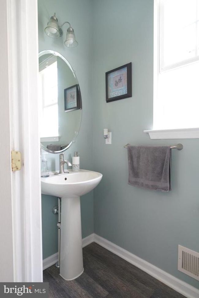 124 Meadow Cir, Townhouse with 3 bedrooms, 3 bathrooms and null parking in Mays Landing NJ | Image 19