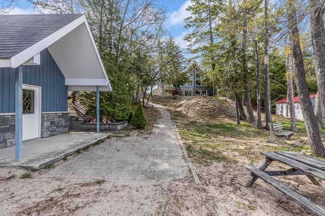 268 River Rd E, House other with 3 bedrooms, 2 bathrooms and 9 parking in Wasaga Beach ON | Image 7