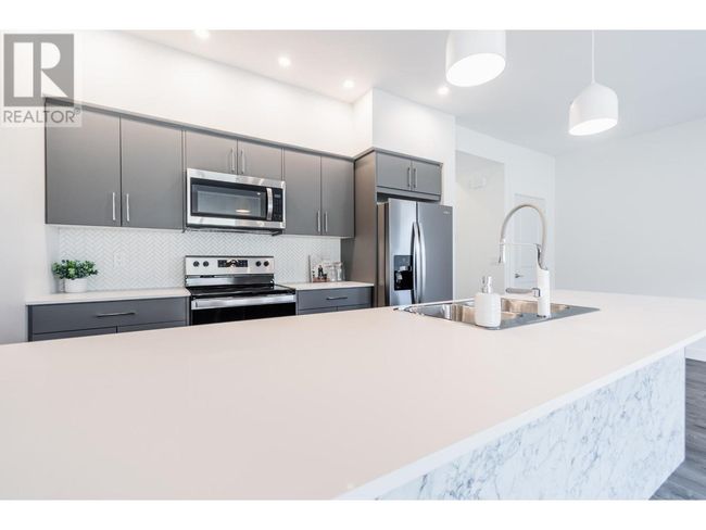 113 - 8960 Dallas Dr, Townhouse with 3 bedrooms, 3 bathrooms and 2 parking in Kamloops BC | Image 4