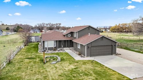 7119 Birch Ln, Nampa, ID, 83687-8325 | Card Image