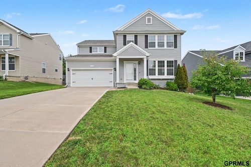 6460 Elm Hurst Dr, Papillion, NE, 68157-2193 | Card Image
